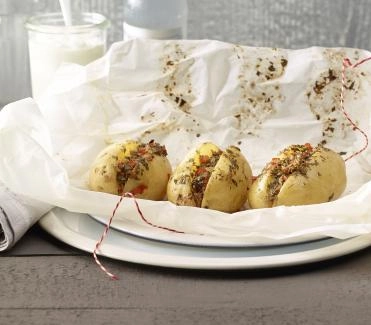 Mediterrane-Kartoffeln-Papier-Knoblauch-Joghurt.jpg